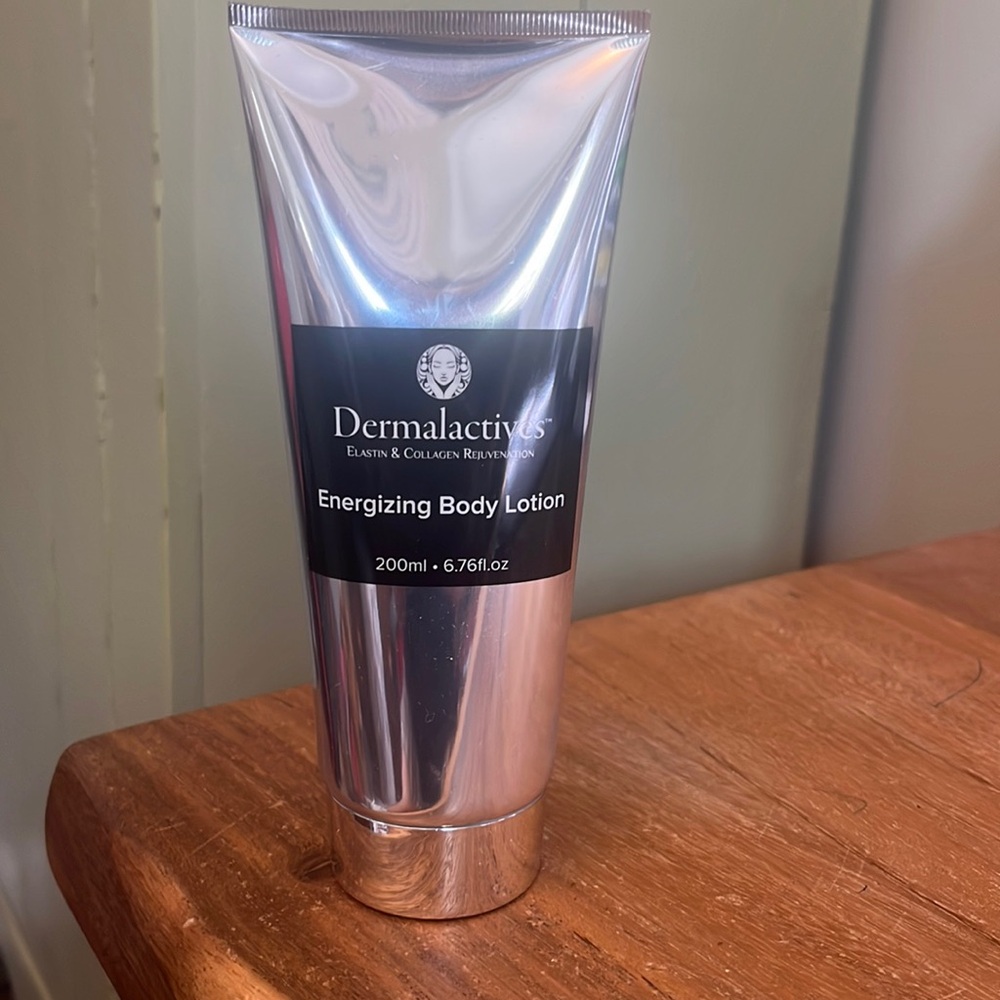 Dermalactives Energizing Body Lotion